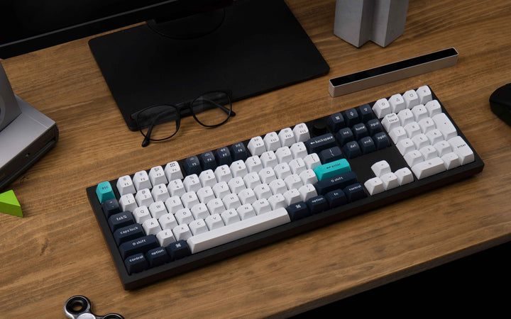 Keychron Q6 Max Swappable RGB Backlight Knob Version ISO Layout Italian - Black (Cherry PBT Dye-Sublimation Keycaps)